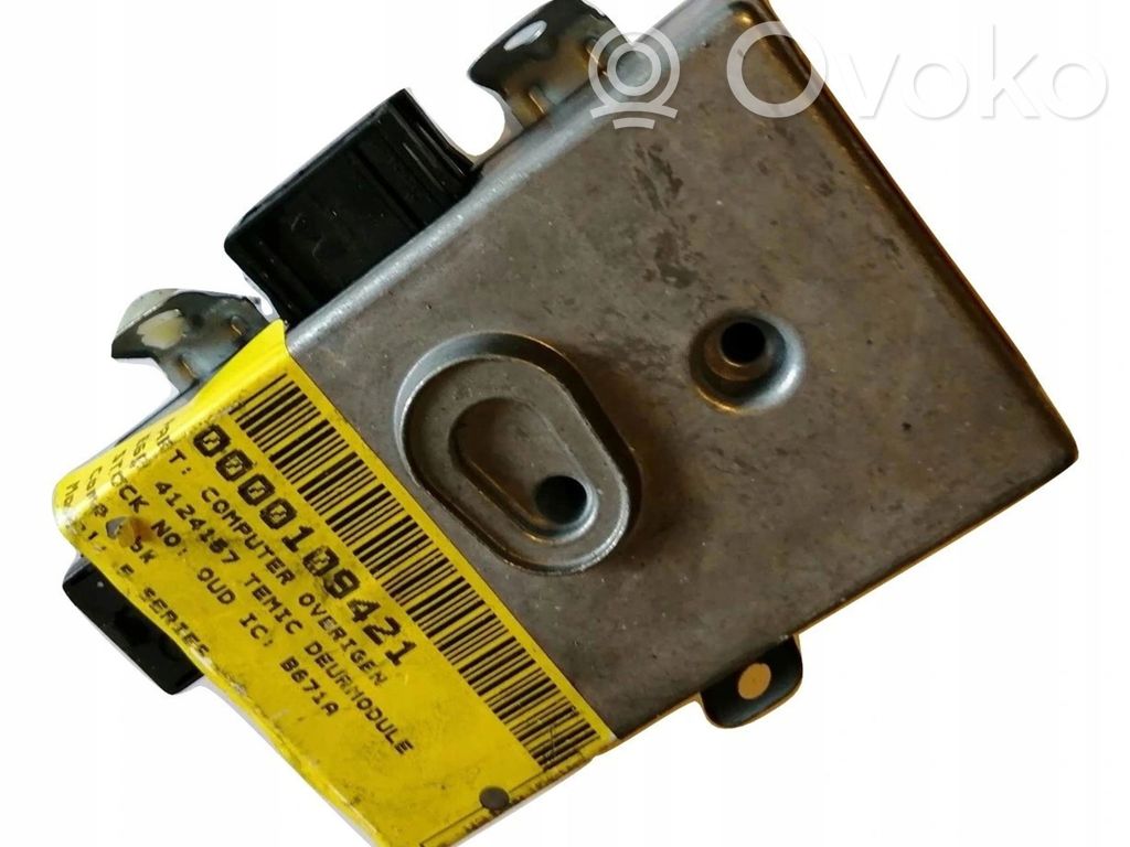 BMW 5 E12 Komputer / Sterownik ECU i komplet kluczy 