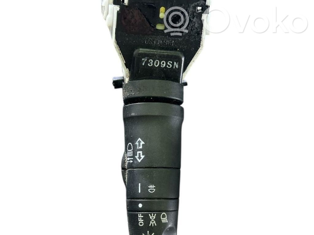 Nissan Note (E11) Indicator stalk 