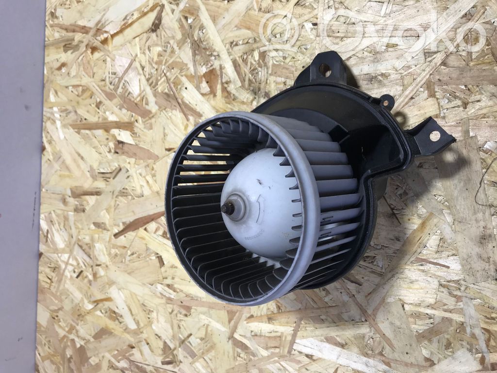 Opel Corsa D Lämmittimen puhallin 