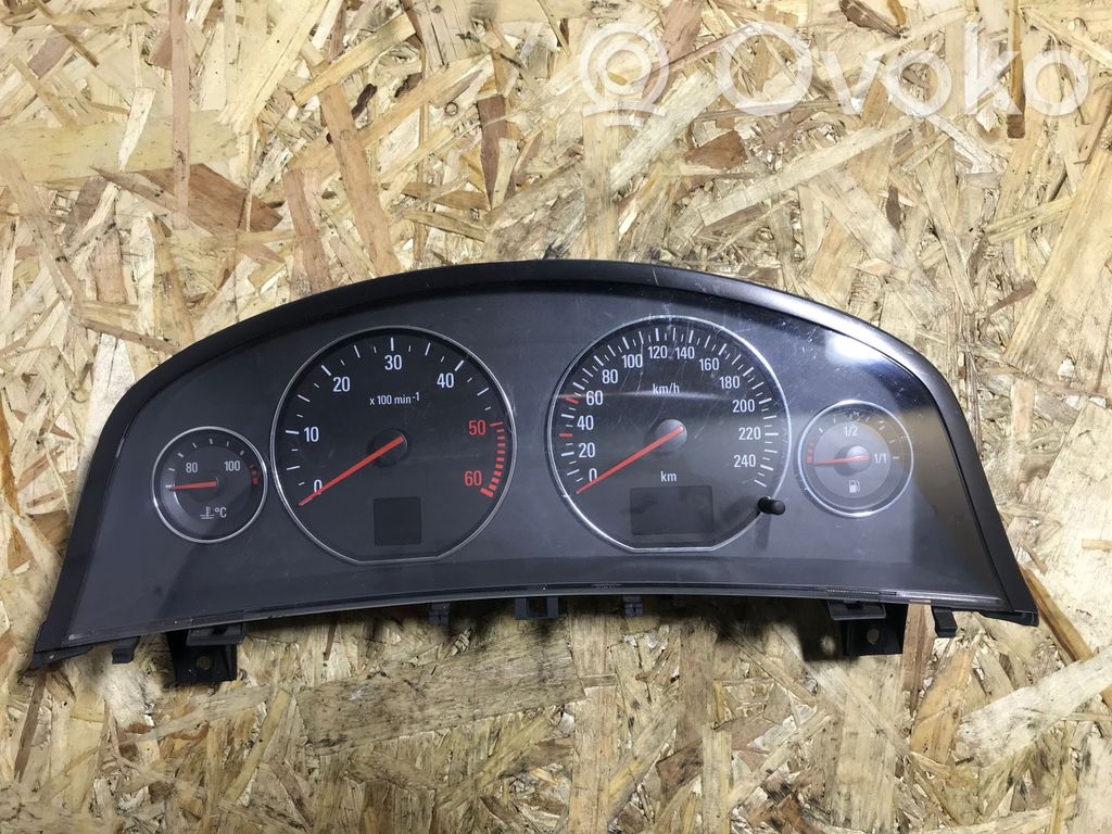 Opel Vectra C Nopeusmittari (mittaristo) 