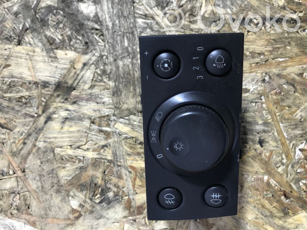 Opel Vectra C Light switch 