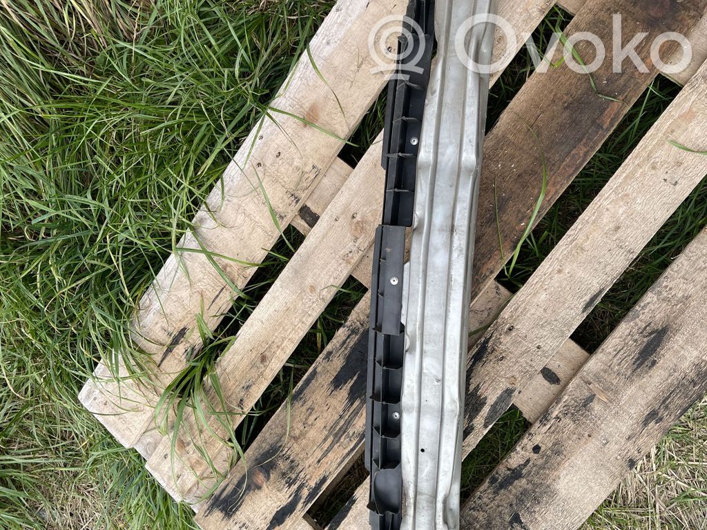 Opel Vectra C Travesaño del parachoques delantero 