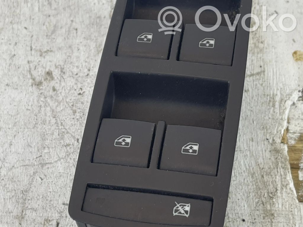 Electric window control switch   13301744,13222224
