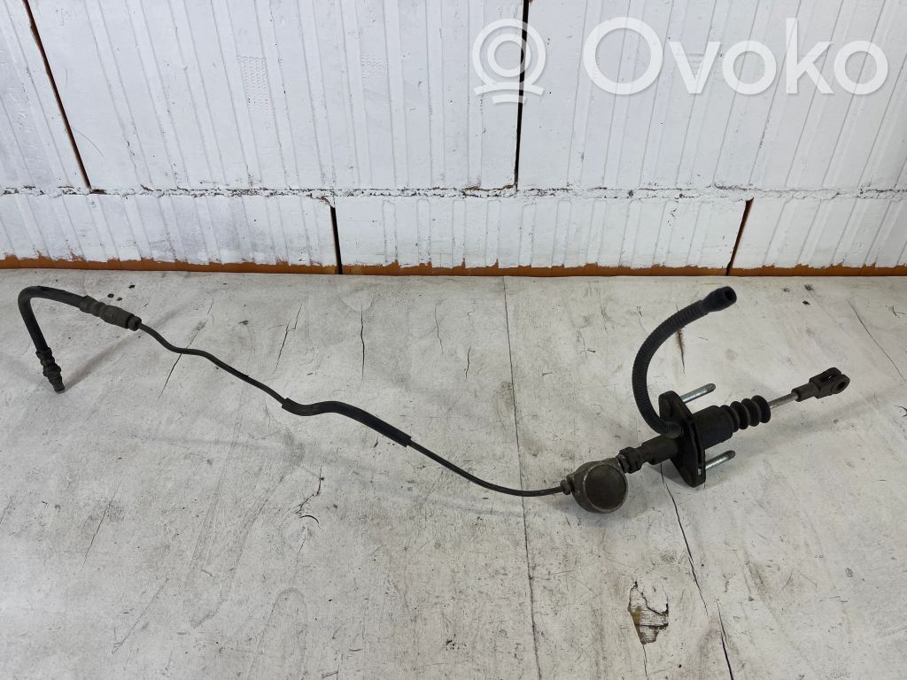 Opel Astra G Kytkimen pääsylinteri 