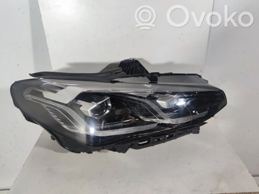Headlight/headlamp   5A42248