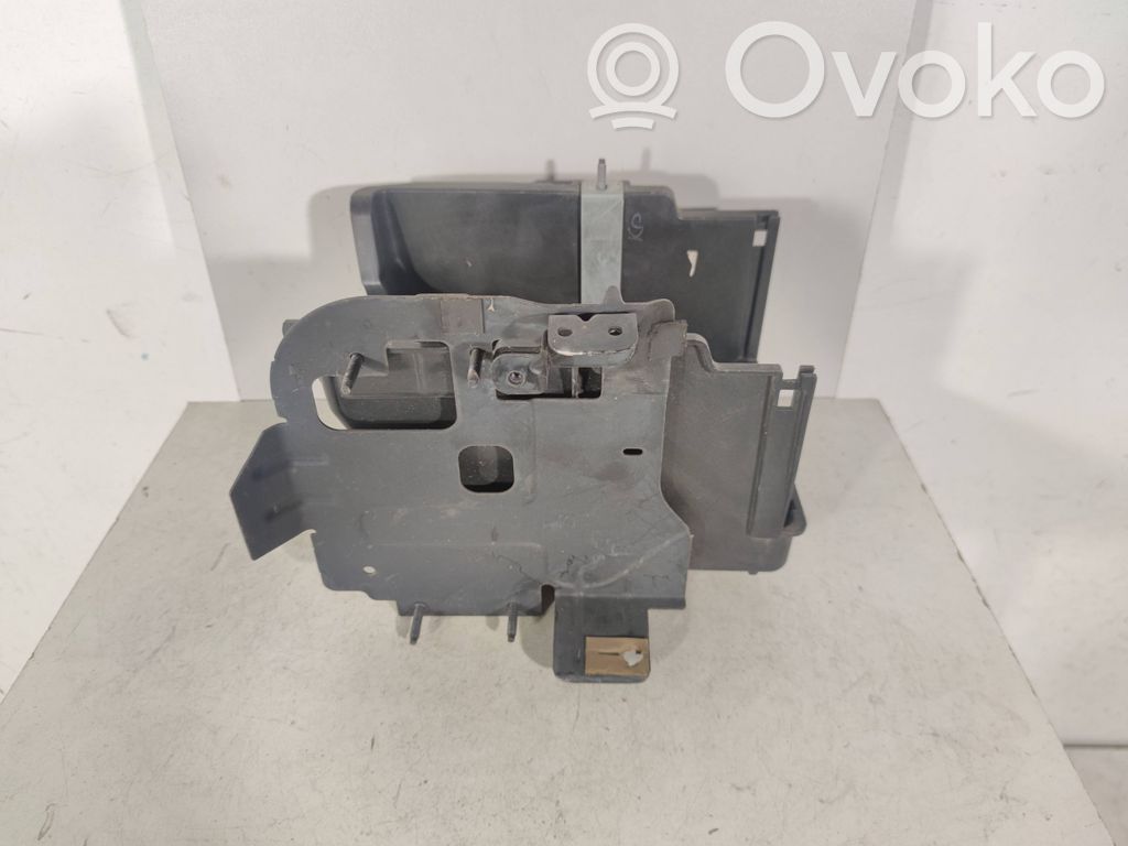 Ford B-MAX Battery box tray 