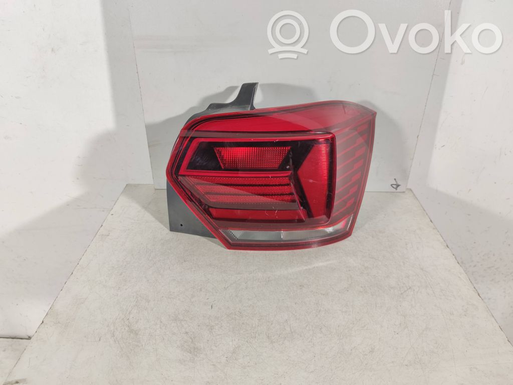 Volkswagen Polo VI Lampa tylna 