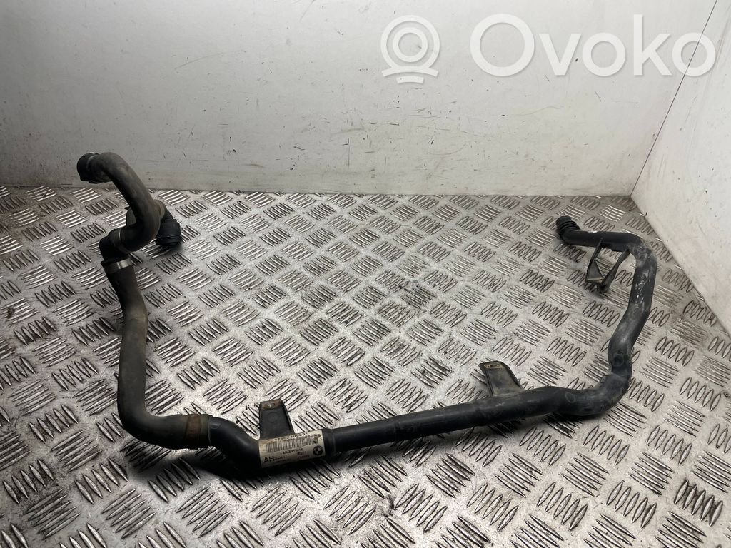 BMW 3 E92 E93 Engine coolant pipe/hose 