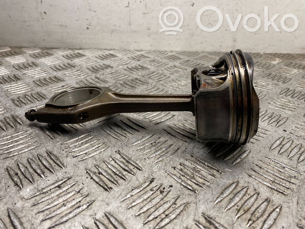 BMW 3 E92 E93 Piston avec bielle 