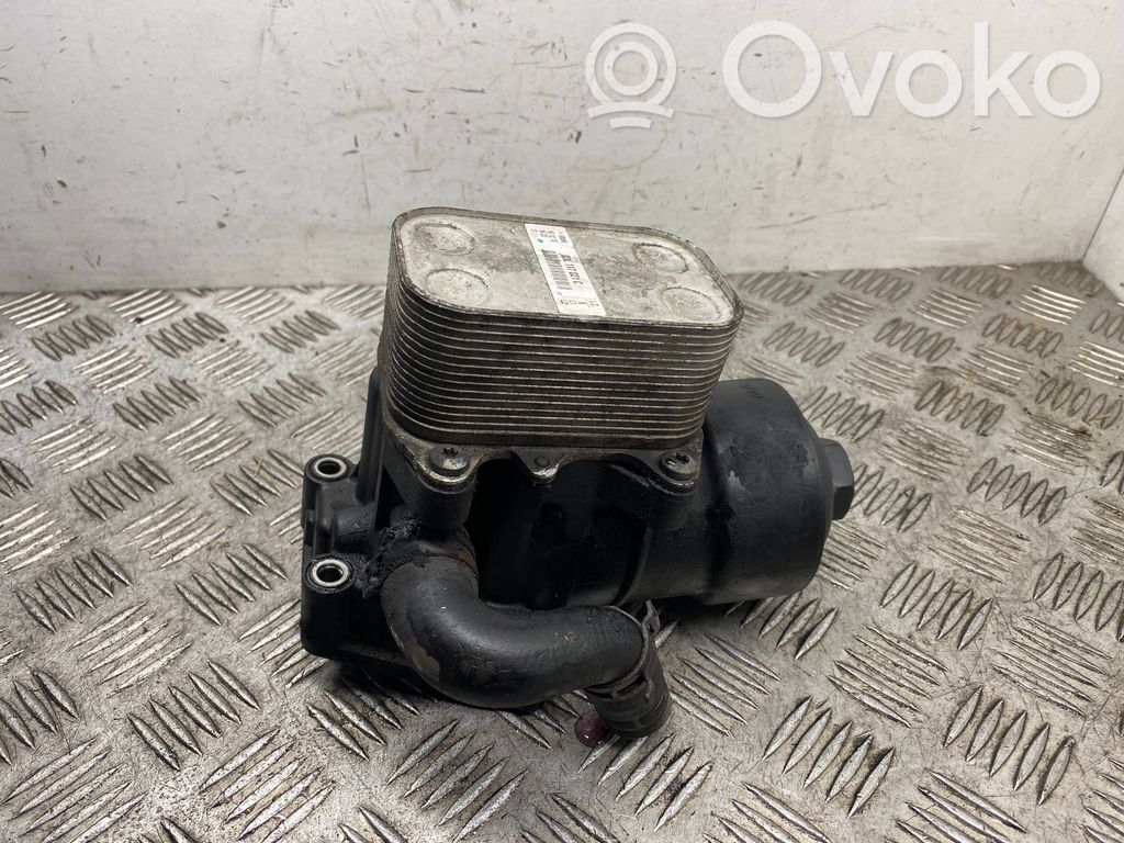 Skoda Superb B6 (3T) Oil filter mounting bracket 