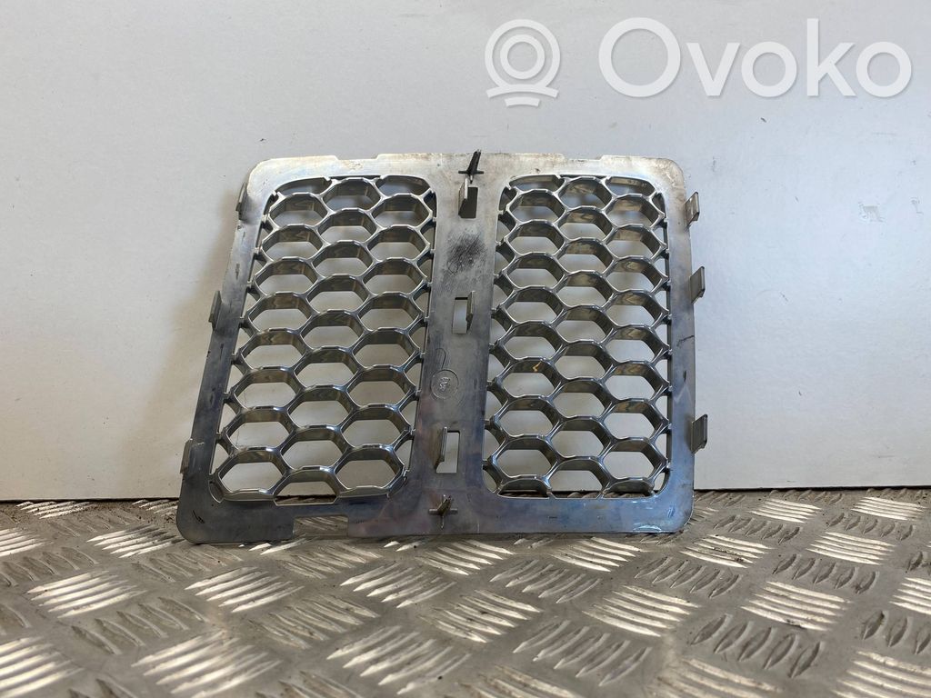 Jeep Grand Cherokee Atrapa chłodnicy / Grill 