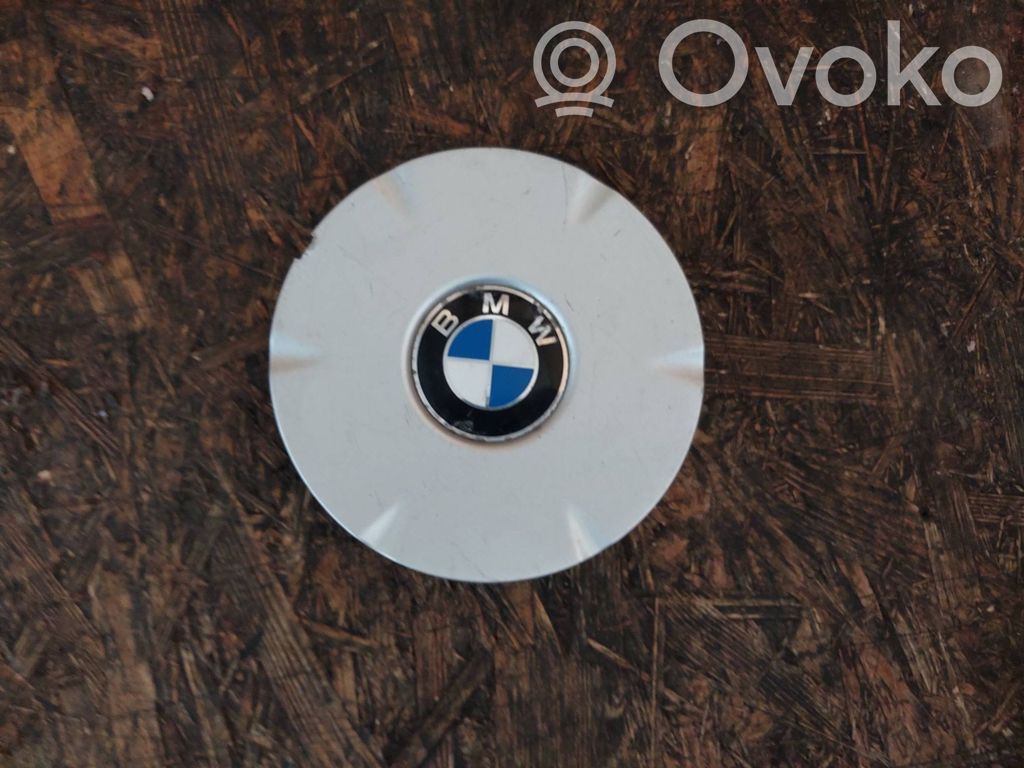 BMW 3 E36 R12 wheel hub/cap/trim 