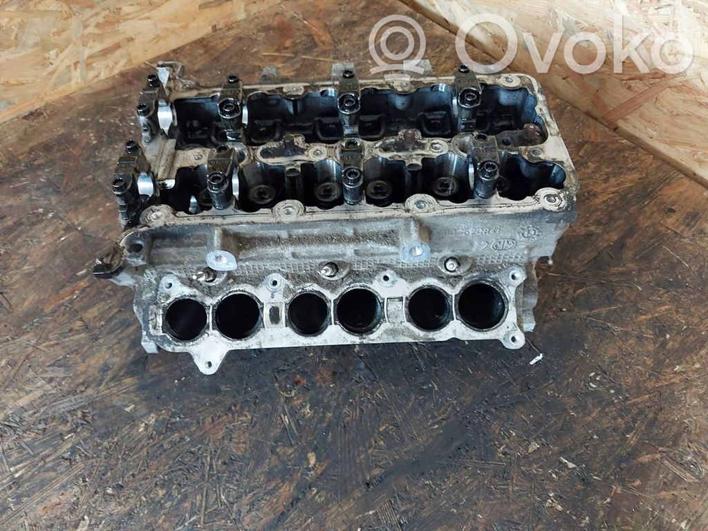 Jeep Grand Cherokee Engine head 