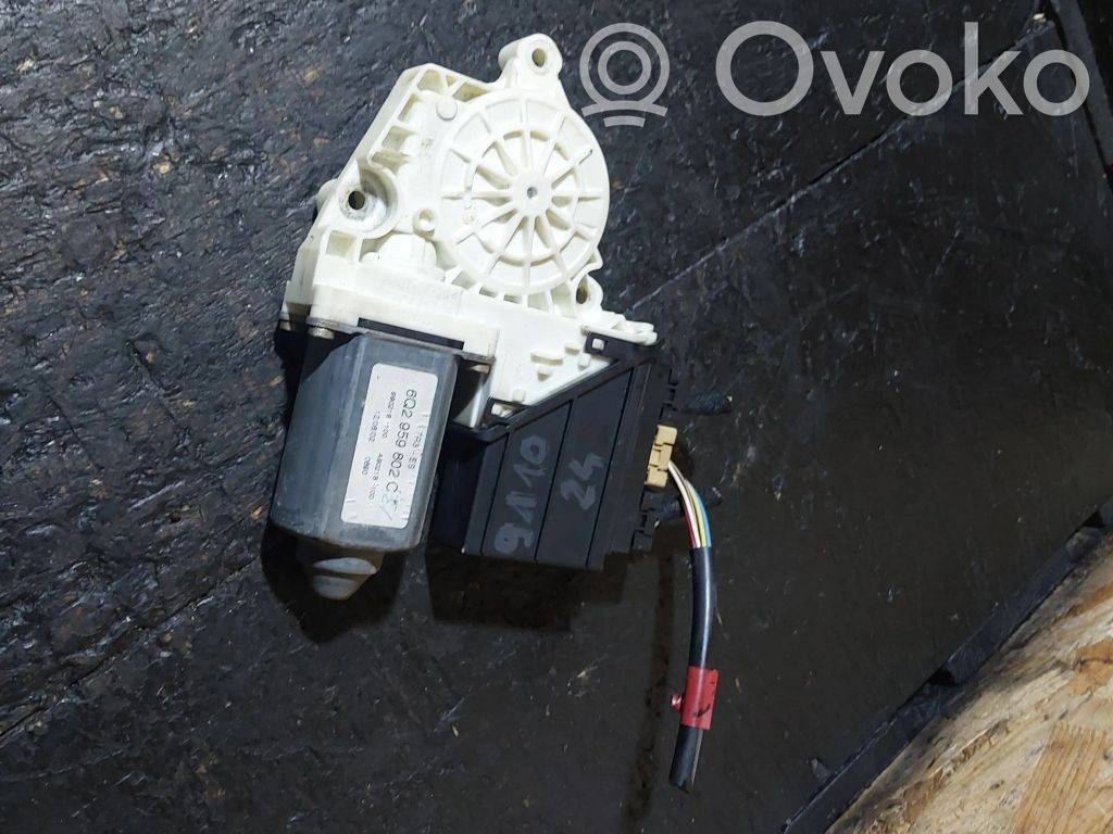 Seat Ibiza III (6L) Silnik regulatora szyby drzwi przednich 