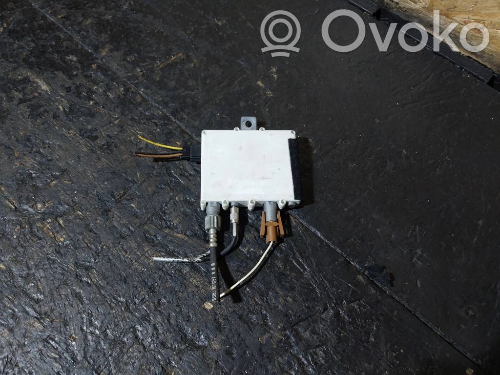 BMW 3 E36 Antenos stiprintuvas 