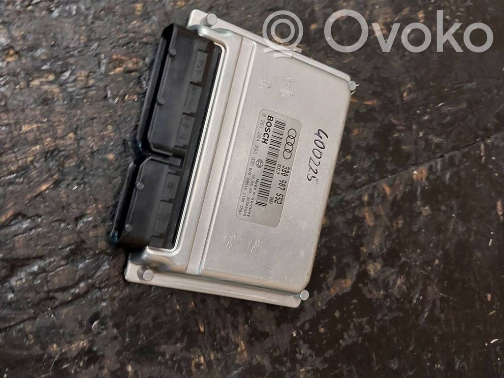 Engine control unit/module   3B0907552,0261204893