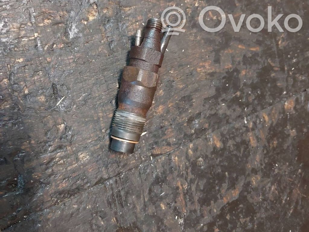Inyector de combustible   13512245810