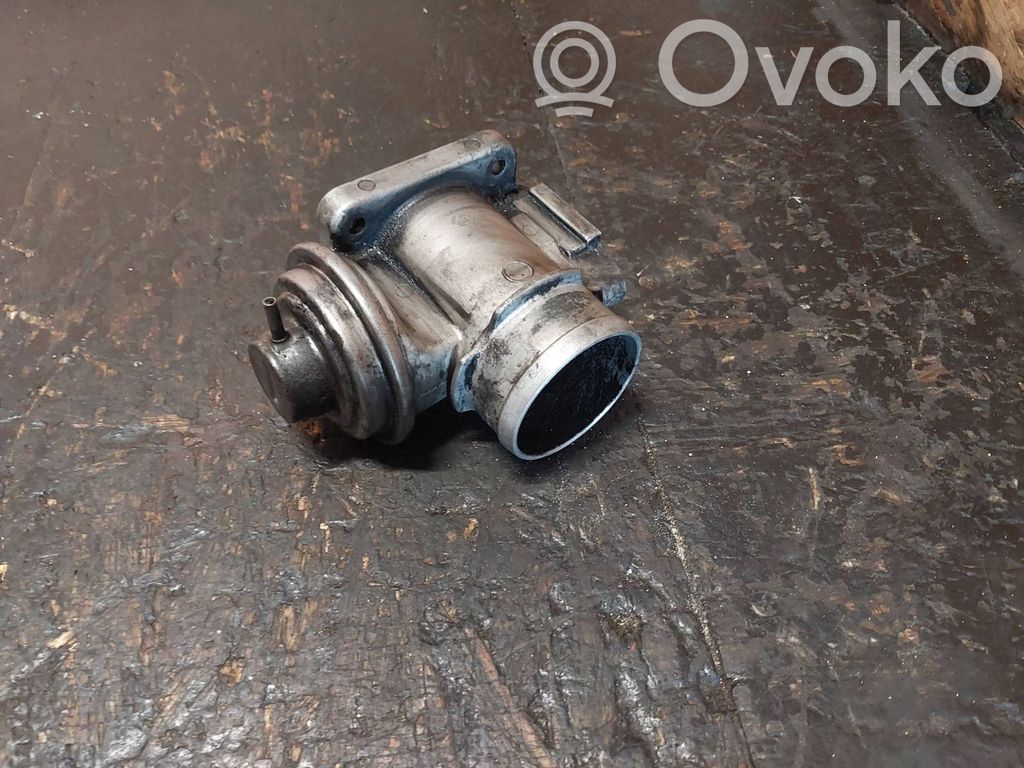 BMW 5 E39 EGR vožtuvas 