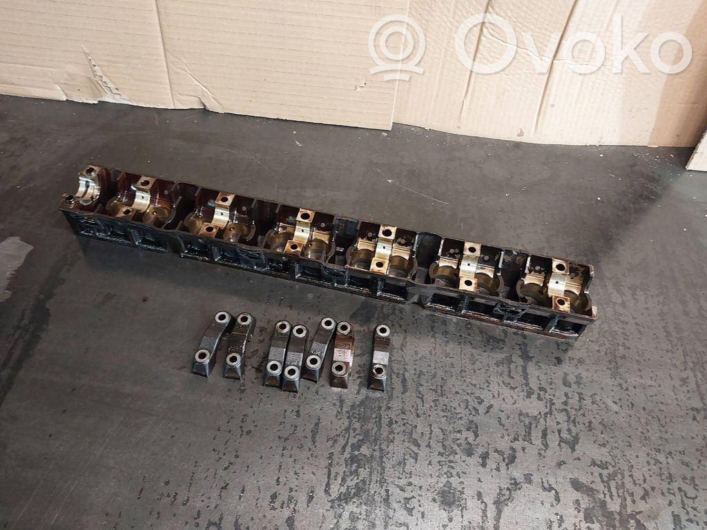 BMW 5 E39 Other engine bay part 