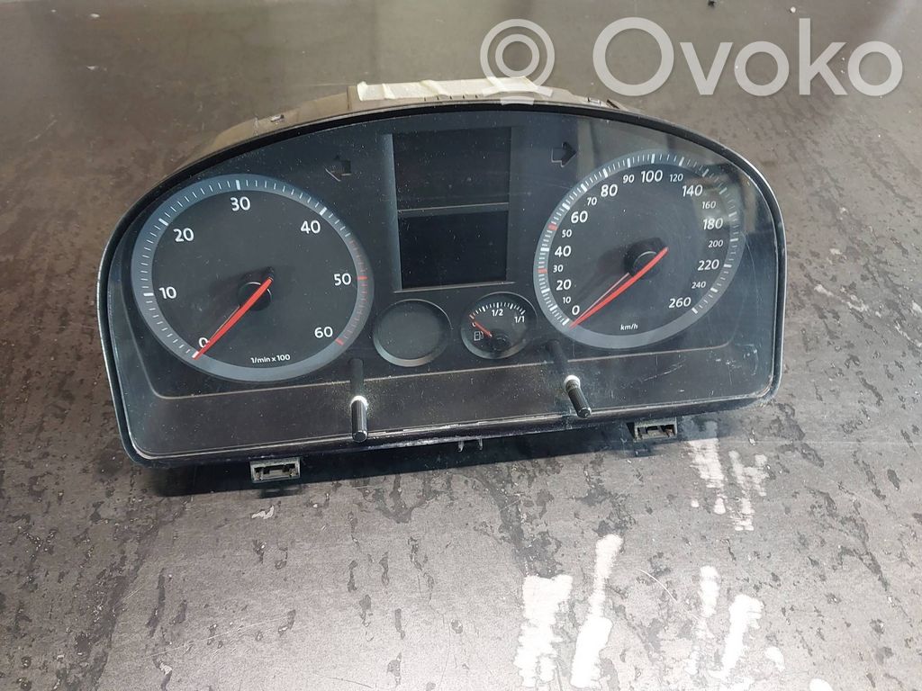 Volkswagen Caddy Speedometer (instrument cluster) 