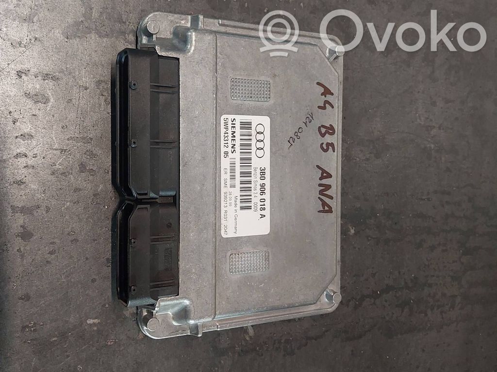 Audi A4 S4 B5 8D Engine control unit/module 