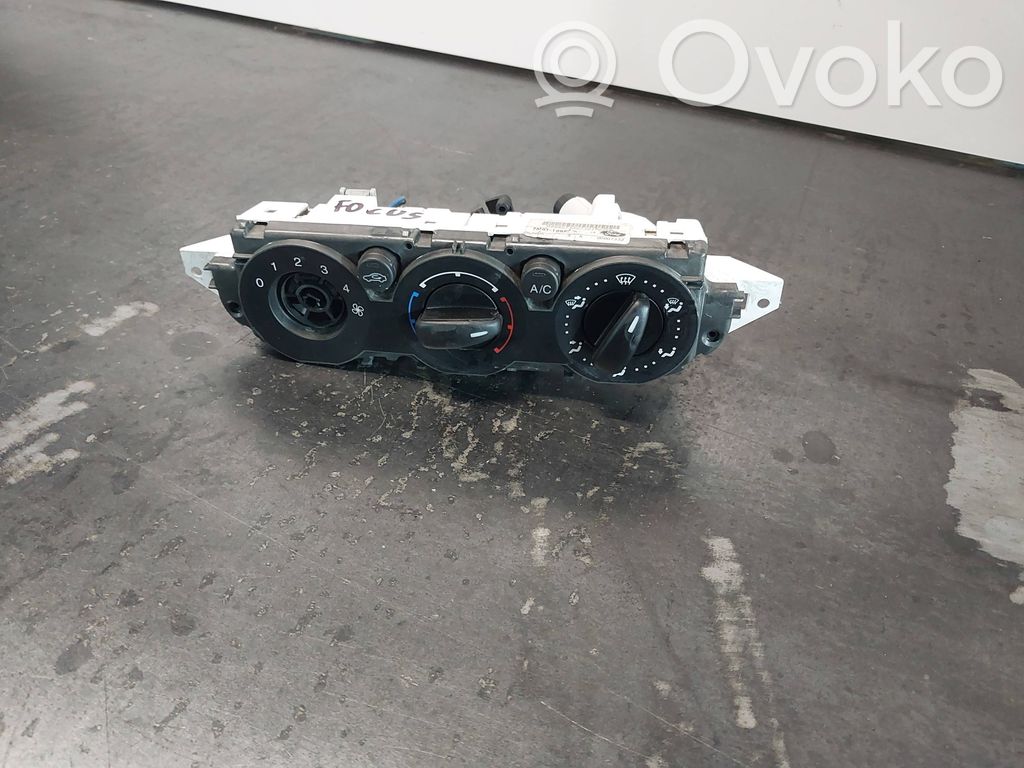 Console centrale, commande chauffage/clim   7M5T19980AA