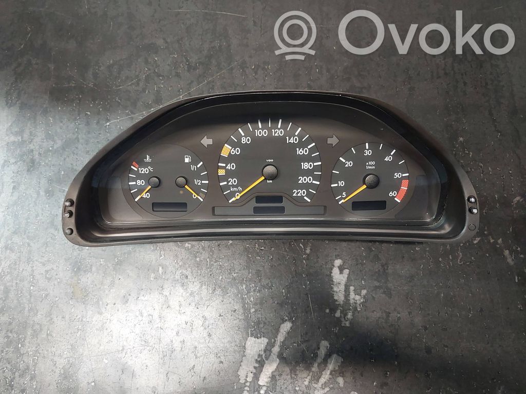 Mercedes-Benz E W210 Speedometer (instrument cluster) 