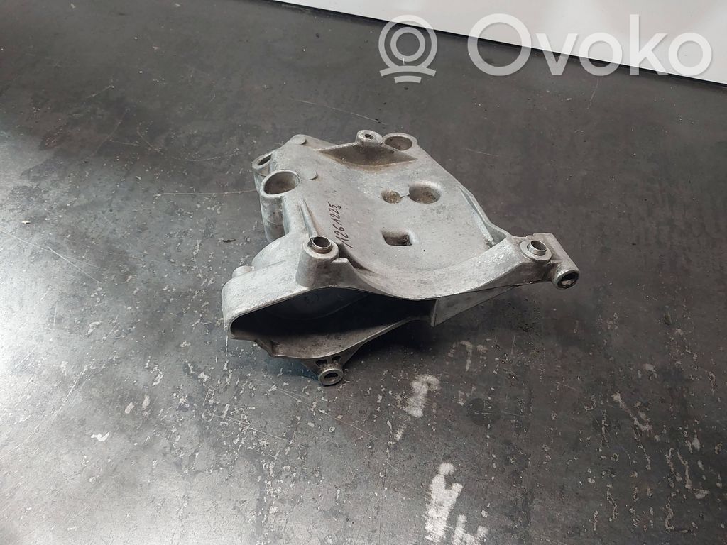 BMW 3 E46 A/C compressor mount bracket 