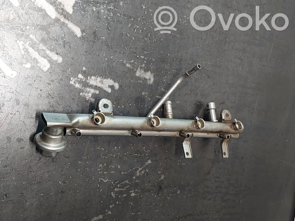 BMW 3 E46 Fuel main line pipe 