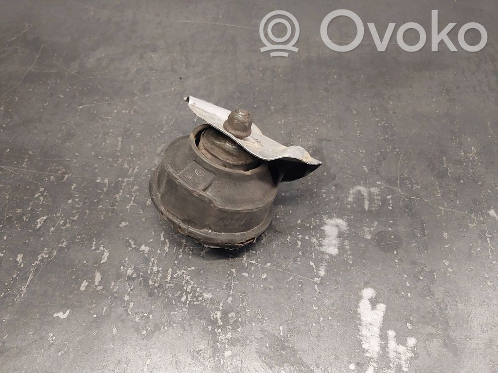 BMW 3 E46 Engine mount vacuum valve 