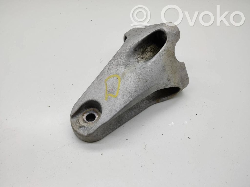 Ford Transit VII Engine mounting bracket 