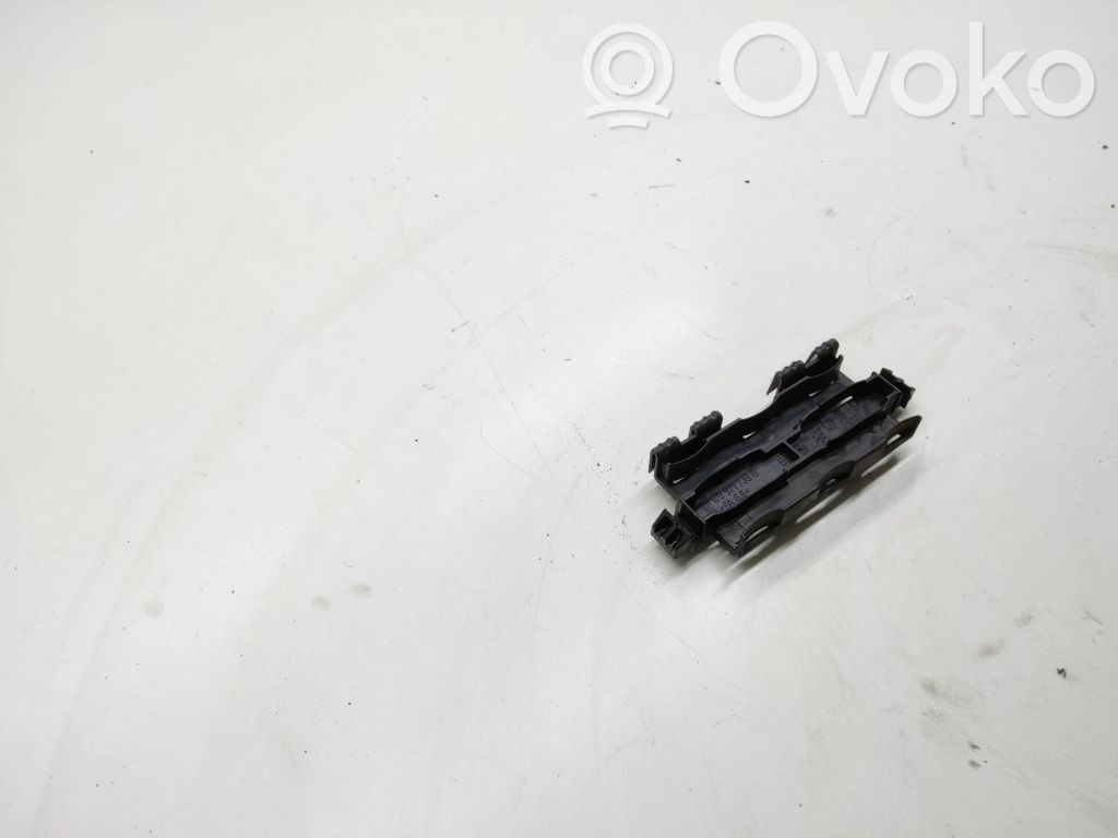 Volkswagen Sharan Kita variklio skyriaus detalė 