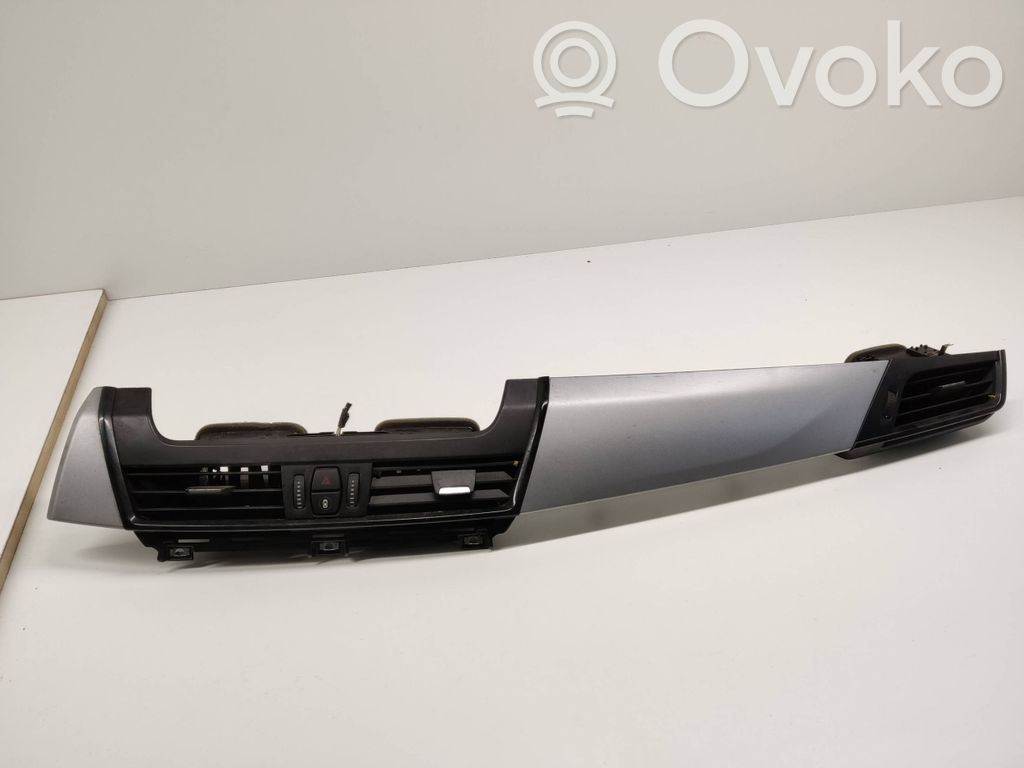 BMW 2 F45 Paneļa apdare 