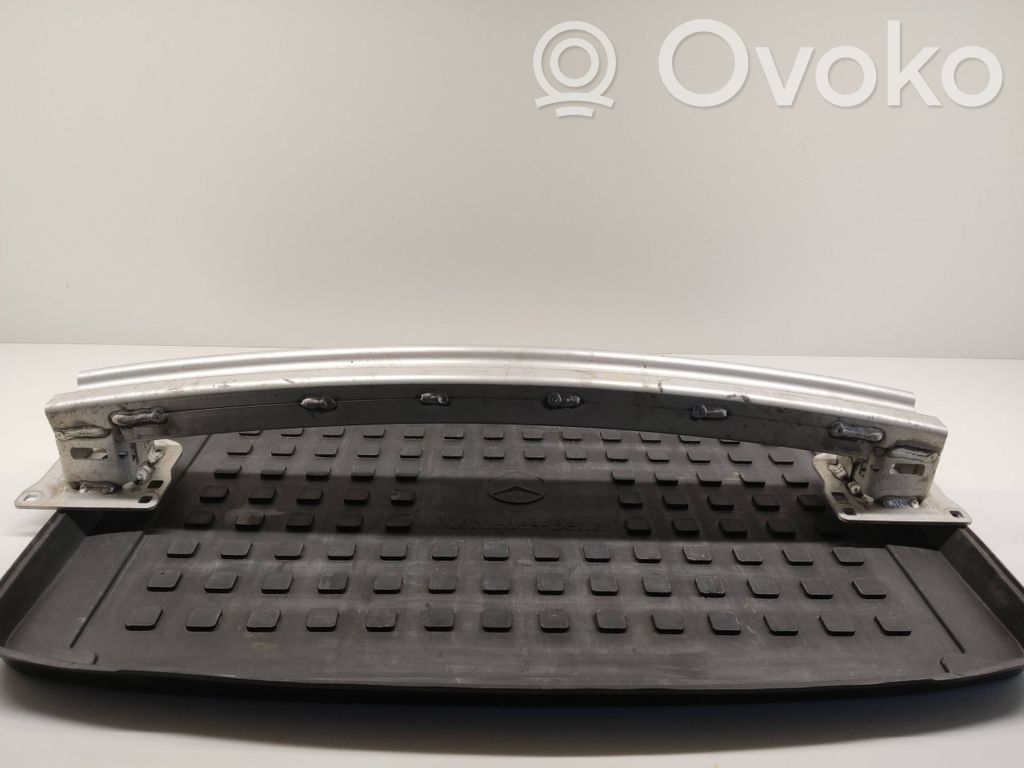 Land Rover Evoque I Aizmugurē bampera balka 