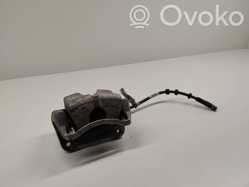 Volvo XC40 Etujarrusatula 