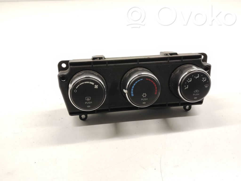 Dodge Nitro Climate control unit 