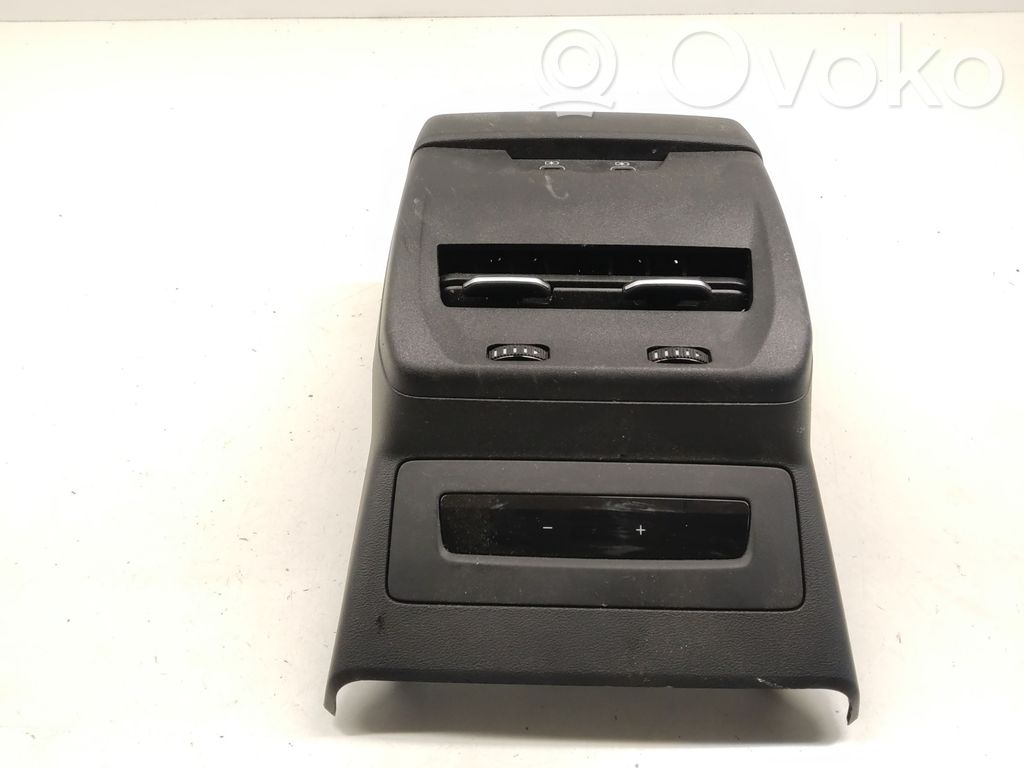 Climate control unit   89A919158,8B381920369D
