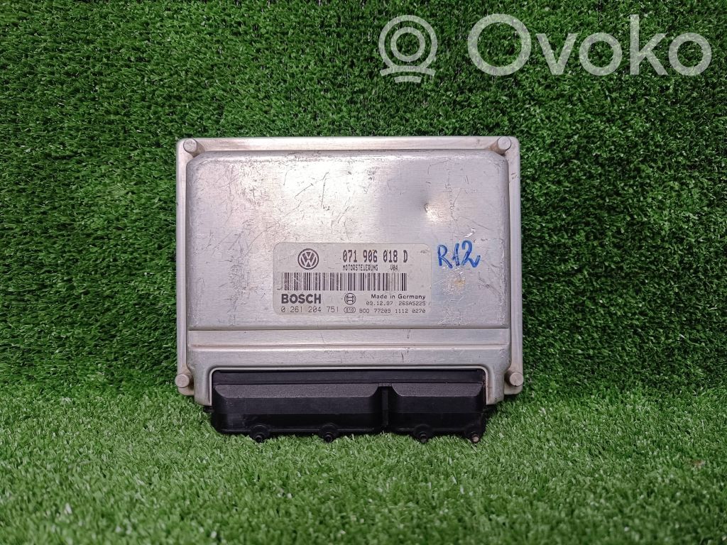 Volkswagen PASSAT B5 Engine control unit/module 