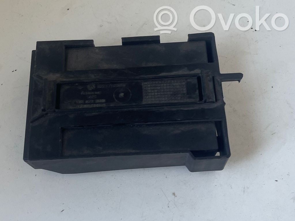 Volkswagen Golf V Komputer / Sterownik ECU silnika 