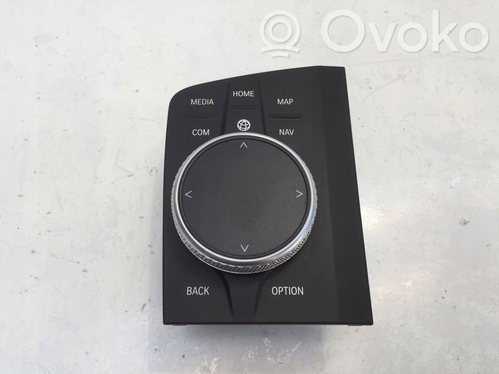 BMW 2 F44 Panel radia 