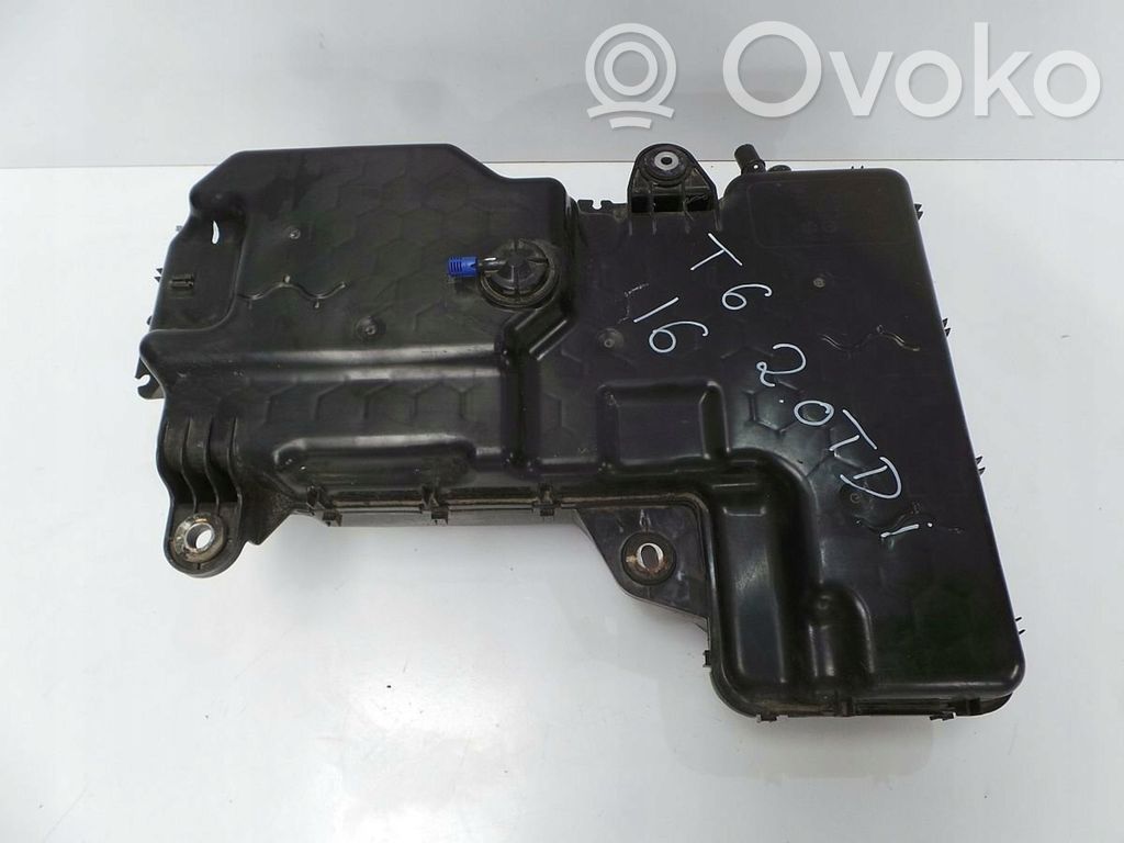 Zbiornik płynu AdBlue   7E0131877E