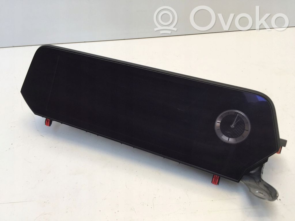 Lexus UX Screen/display/small screen 