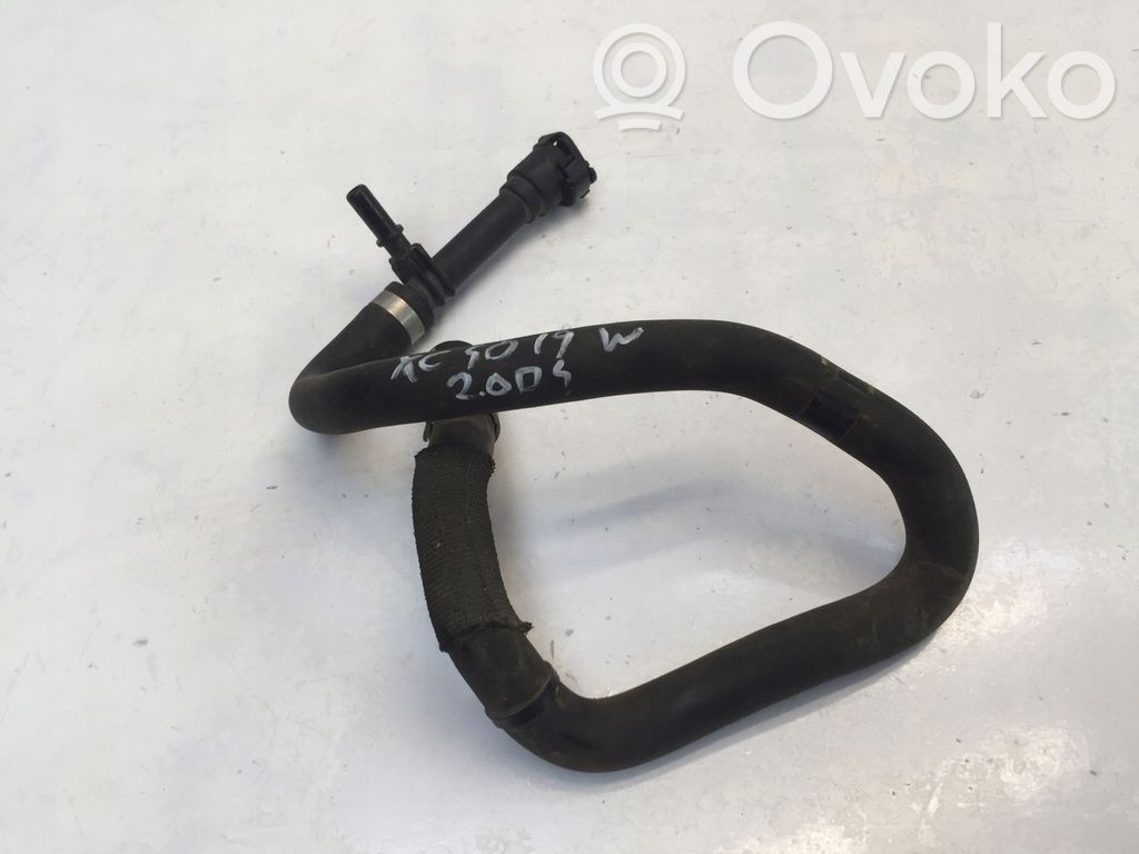 Volvo XC40 Engine coolant pipe/hose 