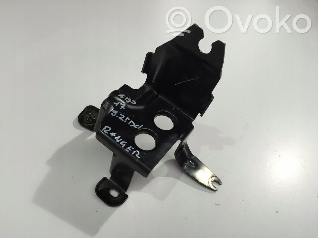 ABS pump bracket   EB3C2C304AB