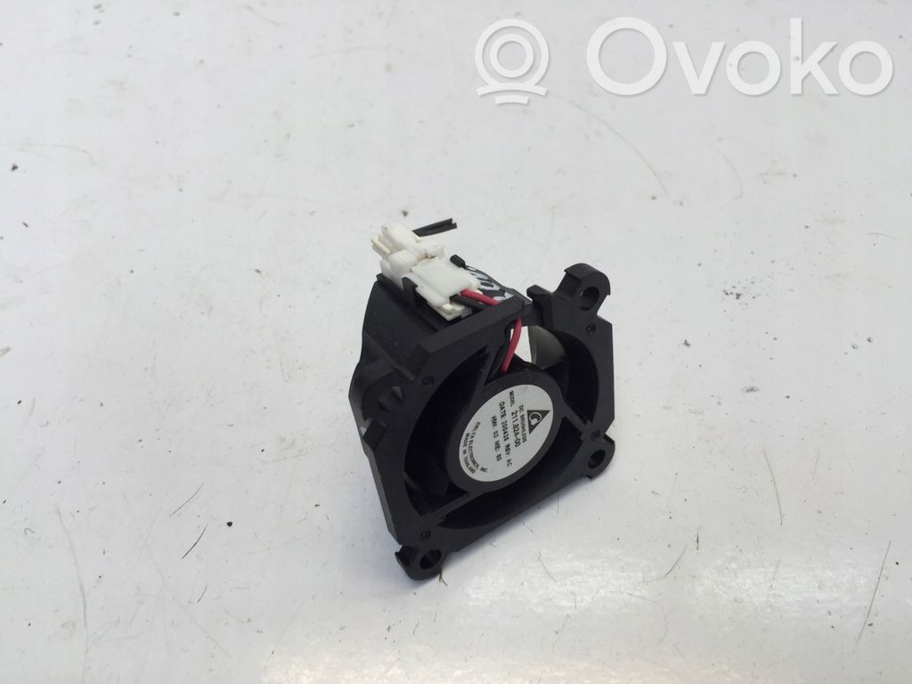 Mercedes-Benz GLA H247 Headlight part 