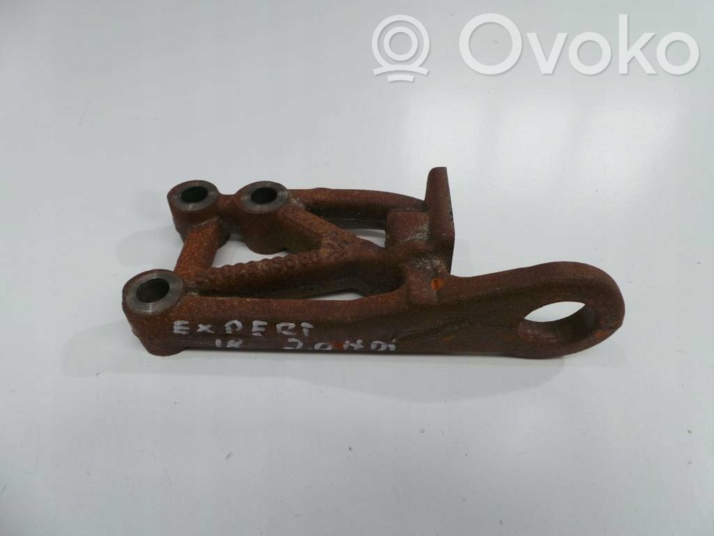 Peugeot Expert Engine mounting bracket 