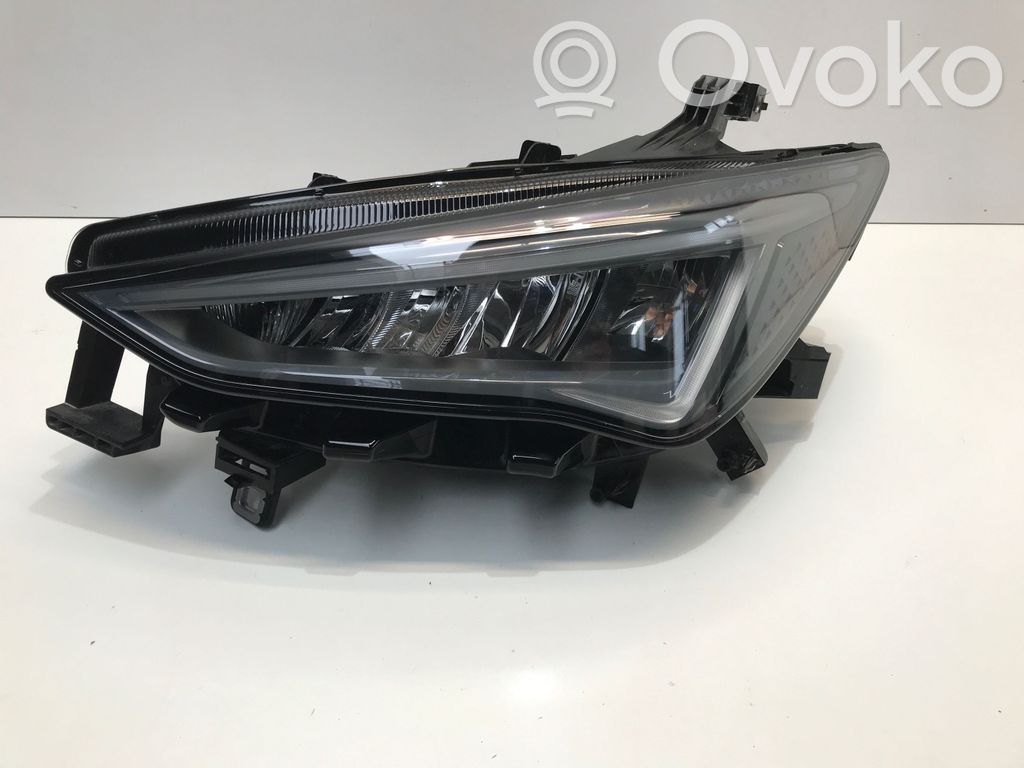 Cupra Born Scheinwerfer 