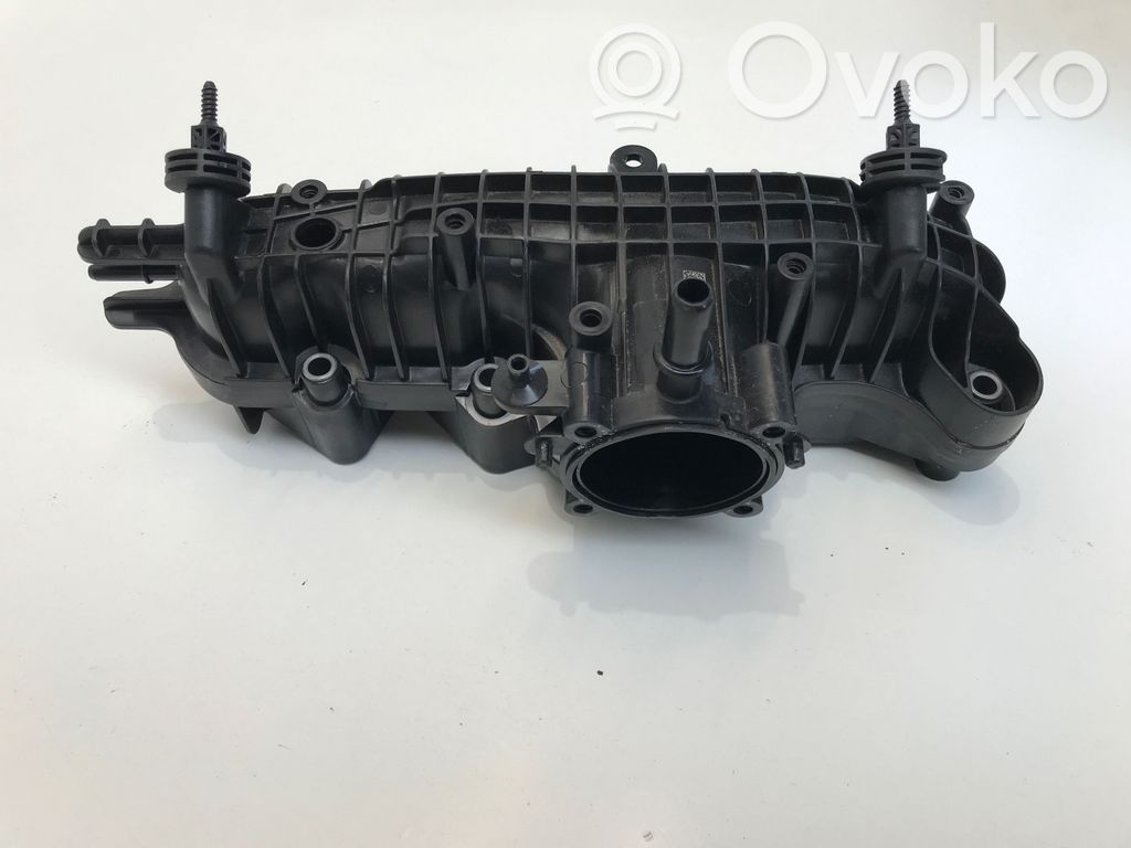 Volvo XC40 Colector de admisión 