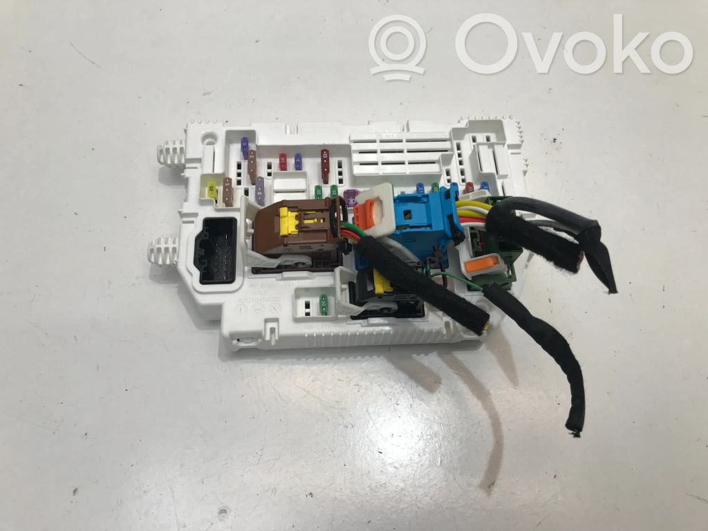 Citroen C5 X Central body control module 