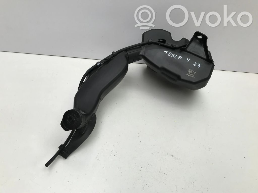 Tesla Model Y Langų skysčio bakelis 